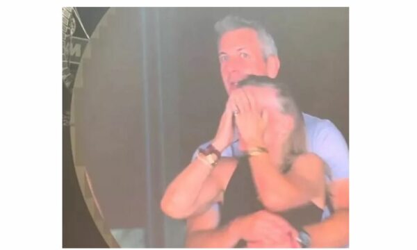 Gruaja e CEO-së së Astronomer heq mbiemrin e burrit pas videos virale në koncertin e Coldplay