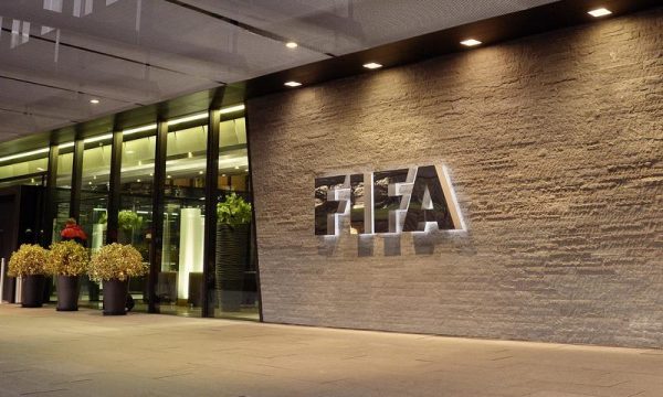 FIFA akuzon sindikatën e lojtarëve për mashtrim dhe shantazh FIFA akuzon sindikatën e lojtarëve për mashtrim dhe shantazh
