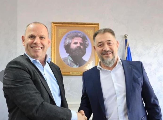lladrovci-thaci-me-telefonoi-dy-here-nga-haga-me-tha-kam-qef-me-iu-pa-bashke-me-sami-lushtakun
