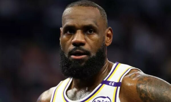 LeBron James përballet me akuza tronditëse për doping LeBron James përballet me akuza tronditëse për doping