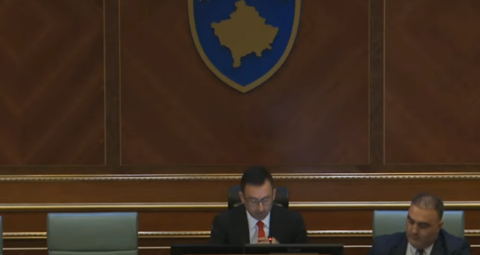 Vazhdon seanca për zgjedhjen e nënkryetarëve të Kuvendit  votimi në pako