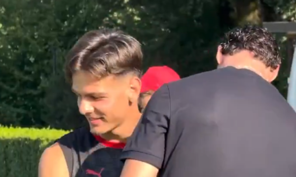 Përqafime me Ibrahimovicin, këshilla nga Modrici, gol në stërvitje dhe mikpritje “tunel” nga skuadra – Jashari e nis aventurën “Rossonere”