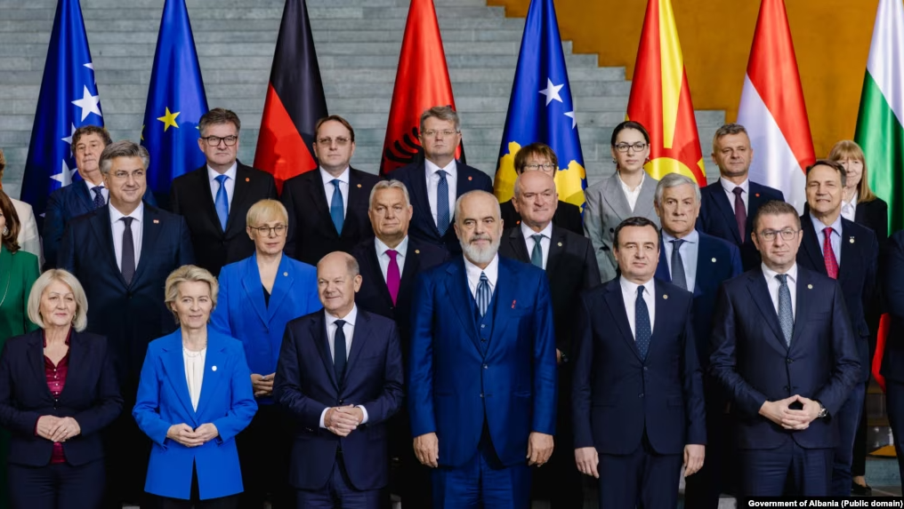 Takimi i Procesit të Berlinit këtë vit zhvillohet në Londër  në tetor   Kosova konfirmon pjesëmarrjen