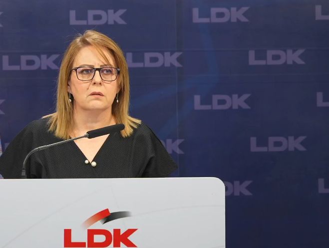 Hykmete Bajrami reagon pas Kuvendit të LDK së  Isha në mesin e 152 delegatëve që kërkuan ndryshim