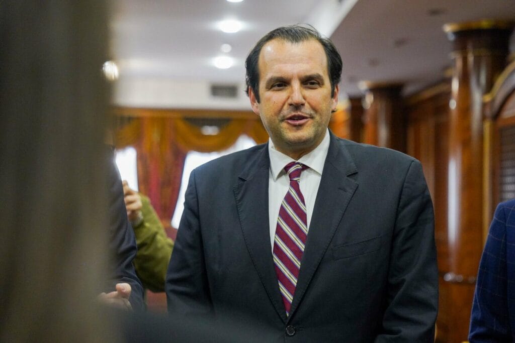 Ukë Rugova in support of President Osmani: It is a Rugoviste