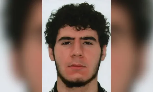 Përplasja e makinës me turmën në Berlin  bilanci  1 i vdekur dhe 16 të lënduar   publikohet foto e të dyshuarit