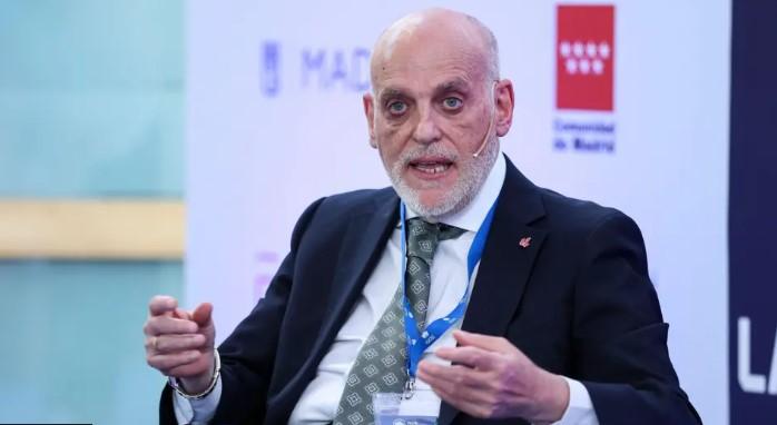 presidenti-i-la-liga-s-tebas-sulmon-fifa-n-infantino-i-mbaroi-koha-genjeshtrat-po-shkaterrojne-futbollin