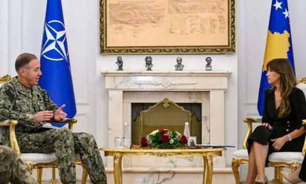Haxhiu pret në takim admiralin Wikoff  Anëtarësimi në NATO mbetet synimi ynë strategjik