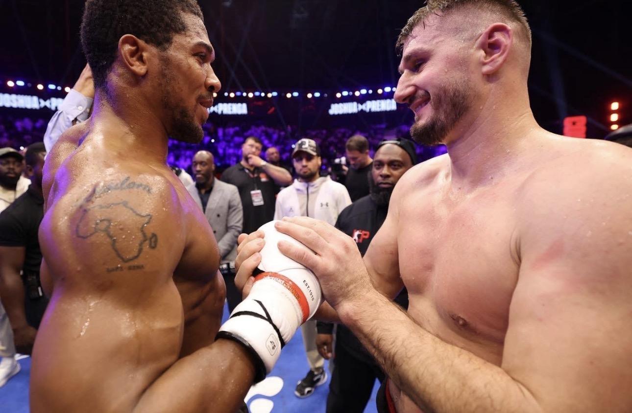 anthony-joshua-ndal-kristian-prengen-ne-raundin-e-dyte-pas-dy-rrezimeve-ne-xhide