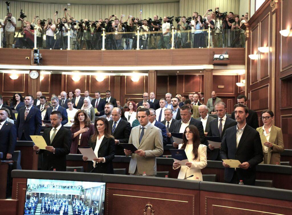 PDK kundër vazhdimit të seancës pas afatit  Askush nuk mund të vendoset mbi Kushtetutën